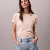 Camiseta de cuello redondo con corte holgado y logotipo estándar