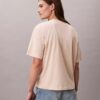 Camiseta de cuello redondo con corte holgado y logotipo estándar
