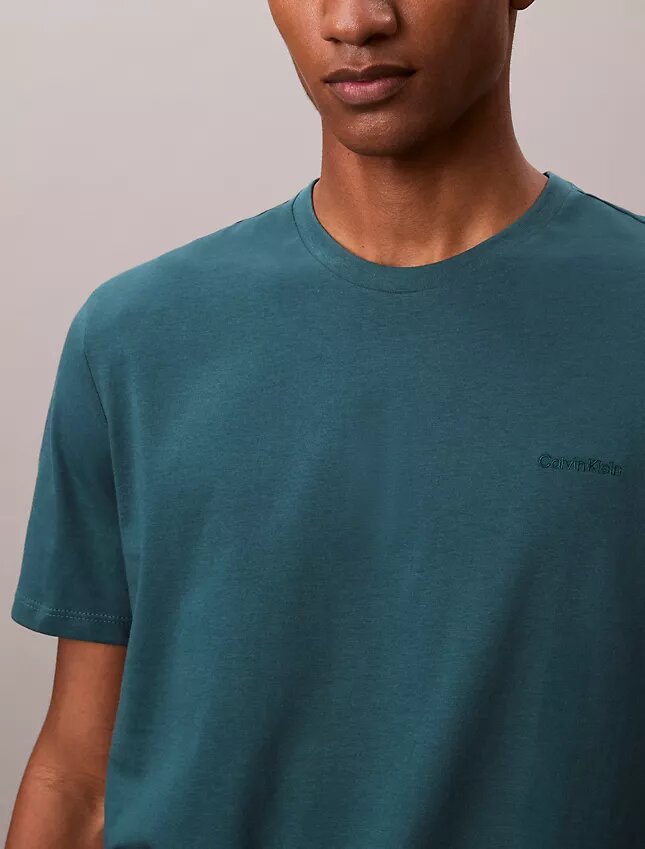 Camiseta de cuello redondo Liquid Touch Camiseta de cuello redondo Liquid Touch