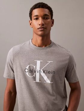 Camiseta de cuello redondo Monólogo