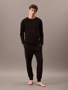 Camiseta de dormir CK Black Slim de cuello redondo