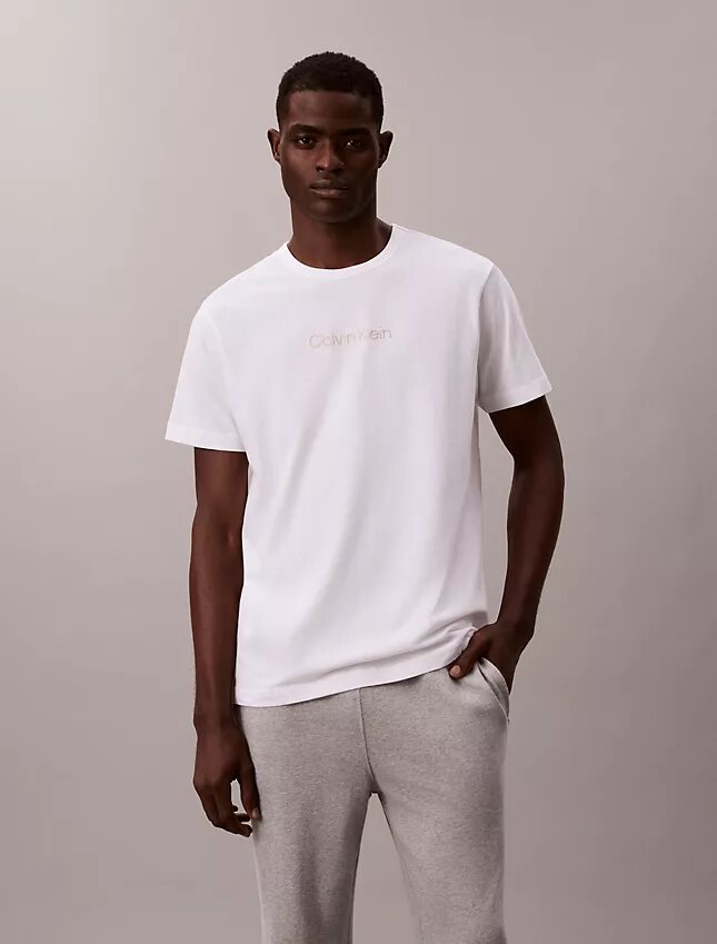 Camiseta de dormir con el logotipo de Calvin Klein Camiseta de dormir con el logotipo de Calvin Klein