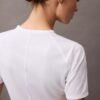 Camiseta deportiva moderna de cuello redondo Camiseta deportiva moderna de cuello redondo