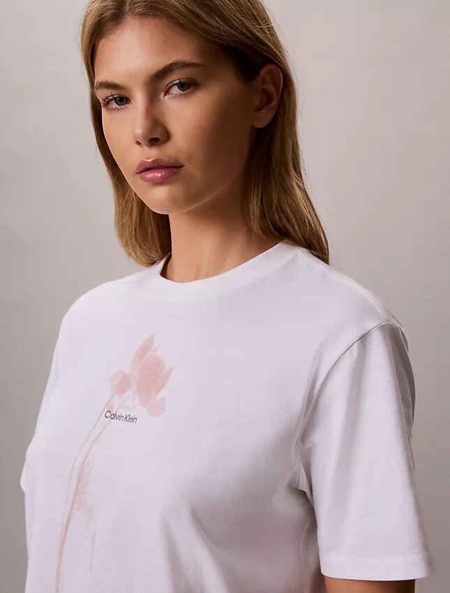 Camiseta holgada con estampado floral del logotipo Camiseta holgada con estampado floral del logotipo