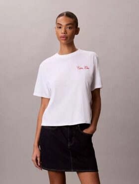 Camiseta holgada con gráfico de Calvin Klein en cursiva