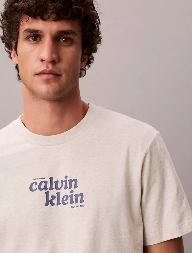 Camiseta holgada con gráfico del logotipo de 1989 Camiseta holgada con gráfico del logotipo de 1989