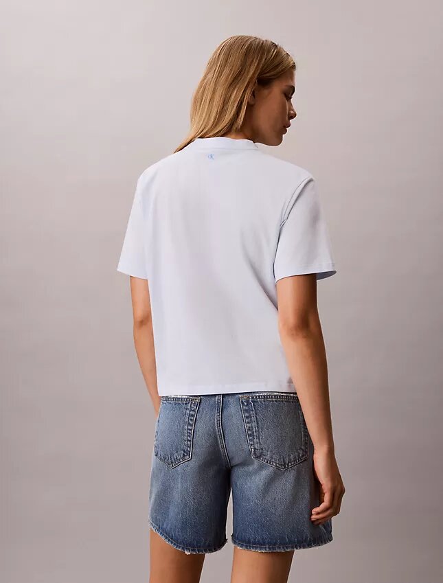 Camiseta holgada con gráfico del logotipo de Calvin Klein Camiseta holgada con gráfico del logotipo de Calvin Klein