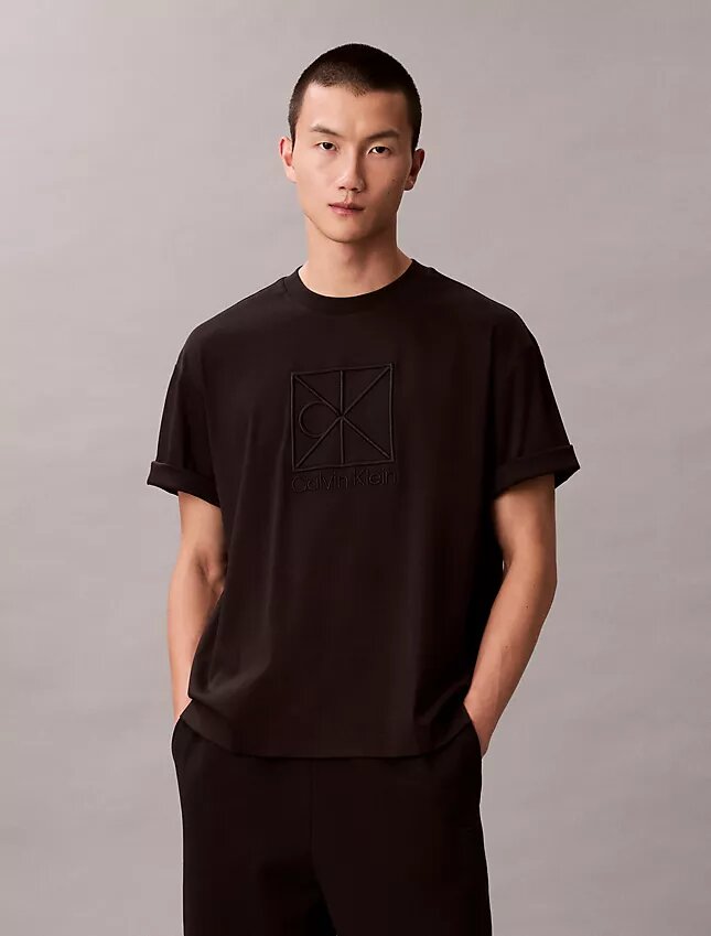 Camiseta holgada con gráfico del logotipo del emblema Camiseta holgada con gráfico del logotipo del emblema