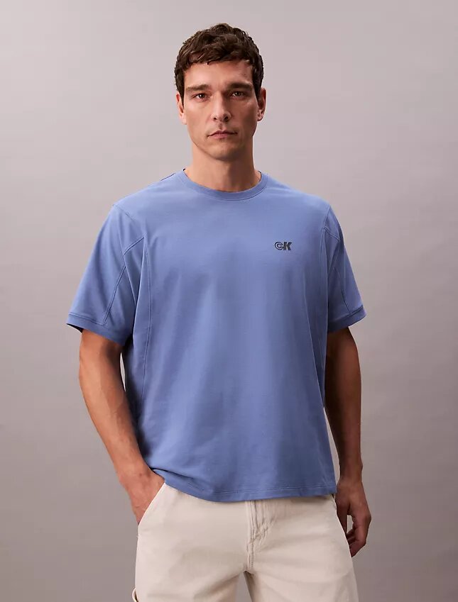 Camiseta holgada con gráfico del logotipo en piqué refrescante Camiseta holgada con gráfico del logotipo en piqué refrescante