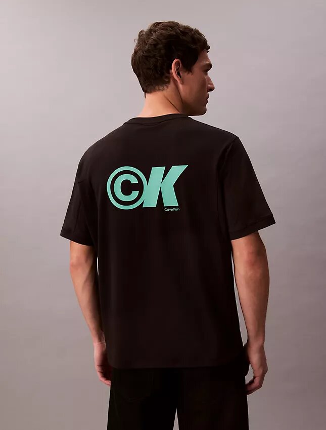 Camiseta holgada con gráfico del logotipo en piqué refrescante Camiseta holgada con gráfico del logotipo en piqué refrescante