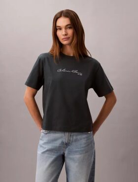 Camiseta holgada con logotipo en letra cursiva