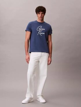 Camiseta holgada con logotipo en letra cursiva