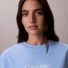 Camiseta holgada con logotipo estándar