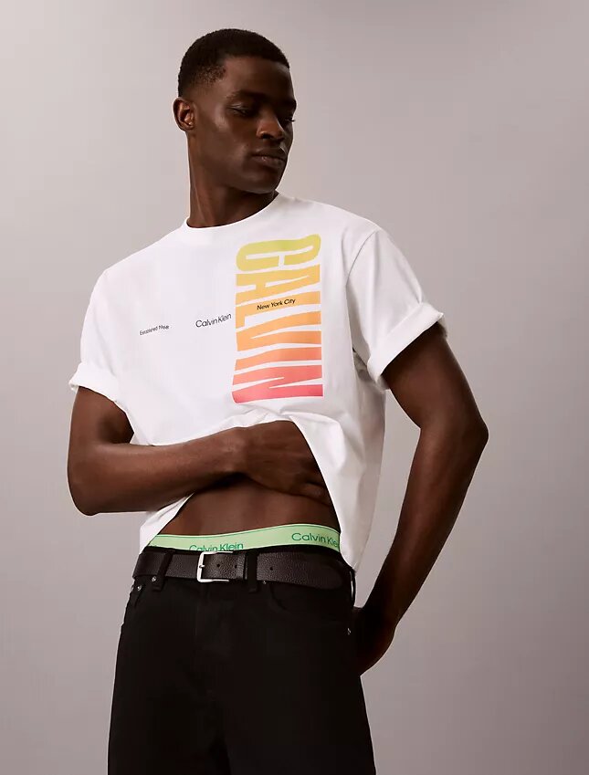 Camiseta holgada con logotipo llamativo Pride Camiseta holgada con logotipo llamativo Pride