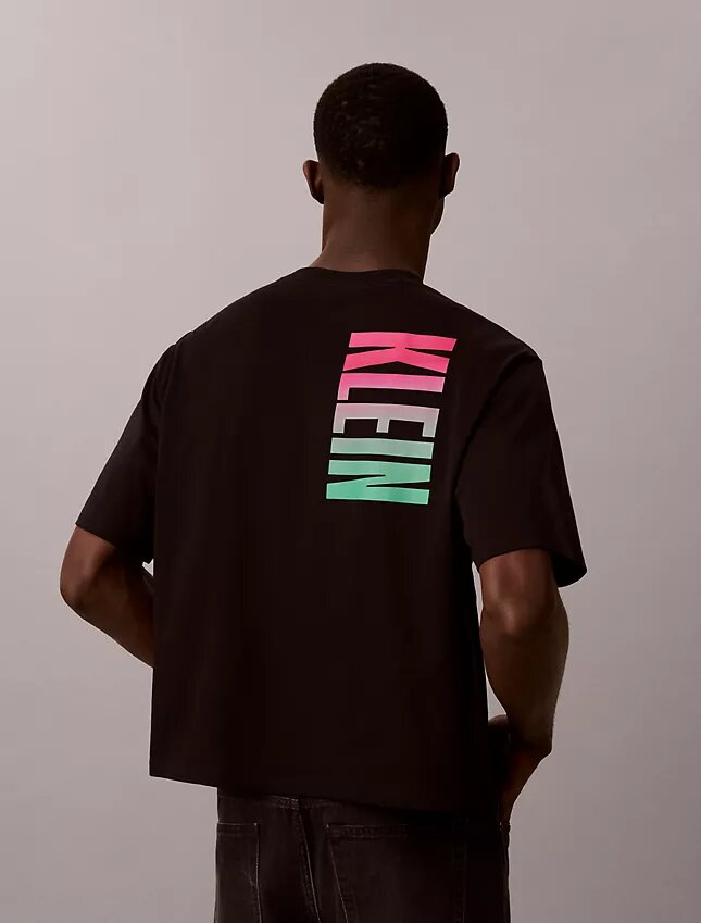 Camiseta holgada con logotipo llamativo Pride Camiseta holgada con logotipo llamativo Pride