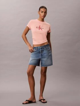 Camiseta Monologo con lavado ácido