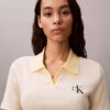 Camiseta polo de canalé a rayas con monólogo