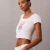 Camiseta Pride de cuello redondo ajustado Camiseta Pride de cuello redondo ajustado