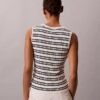 Camiseta sin mangas con cuello en V de canalé
