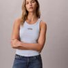 Camiseta sin mangas con logo y ribete contorneado Camiseta sin mangas con logo y ribete contorneado