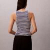Camiseta sin mangas de algodón con ribete contorneado