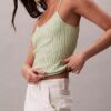 Camiseta sin mangas de canalé con brillo líquido Camiseta sin mangas de canalé con brillo líquido