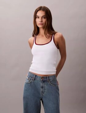 Camiseta sin mangas de canalé con ribete en contraste