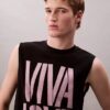 Camiseta sin mangas holgada «Pride Viva Love» de Marc Hundley Camiseta sin mangas holgada «Pride Viva Love» de Marc Hundley