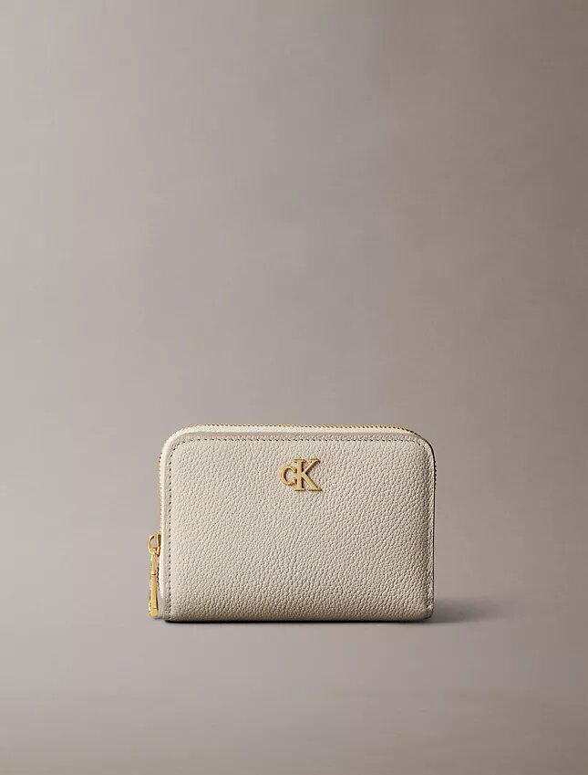 Cartera con solapa y cremallera Minimal Monogram Cartera con solapa y cremallera Minimal Monogram