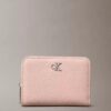 Cartera con solapa y cremallera Minimal Monogram Cartera con solapa y cremallera Minimal Monogram