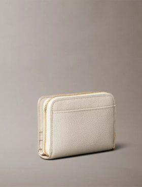 Cartera con solapa y cremallera Minimal Monogram