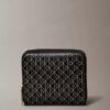 Cartera cuadrada con cremallera y Monogram en toda la superficie Cartera cuadrada con cremallera y Monogram en toda la superficie