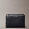 Cartera mediana de cuero con cremallera Cartera mediana de cuero con cremallera