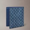 Cartera plegable con emblema Cartera plegable con emblema