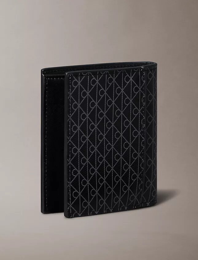 Cartera plegable con emblema Cartera plegable con emblema