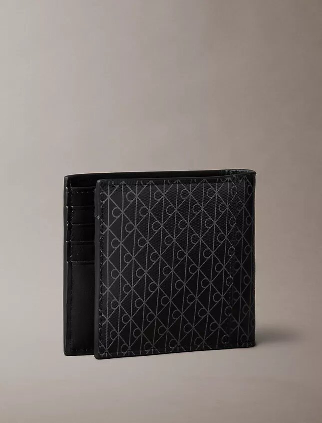 Cartera plegable con emblema y tarjetero Cartera plegable con emblema y tarjetero