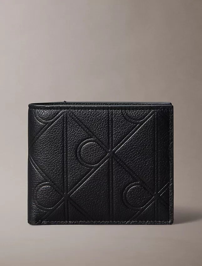 Cartera plegable con logotipo en relieve y compartimento para monedas Cartera plegable con logotipo en relieve y compartimento para monedas
