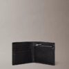 Cartera plegable con logotipo en relieve y compartimento para monedas Cartera plegable con logotipo en relieve y compartimento para monedas