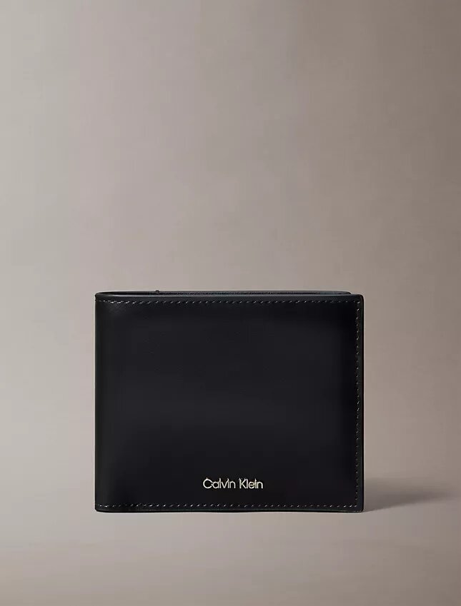 Cartera plegable con logotipo en relieve y tarjetero Cartera plegable con logotipo en relieve y tarjetero
