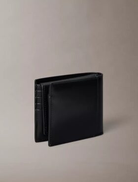 Cartera plegable con logotipo en relieve y tarjetero