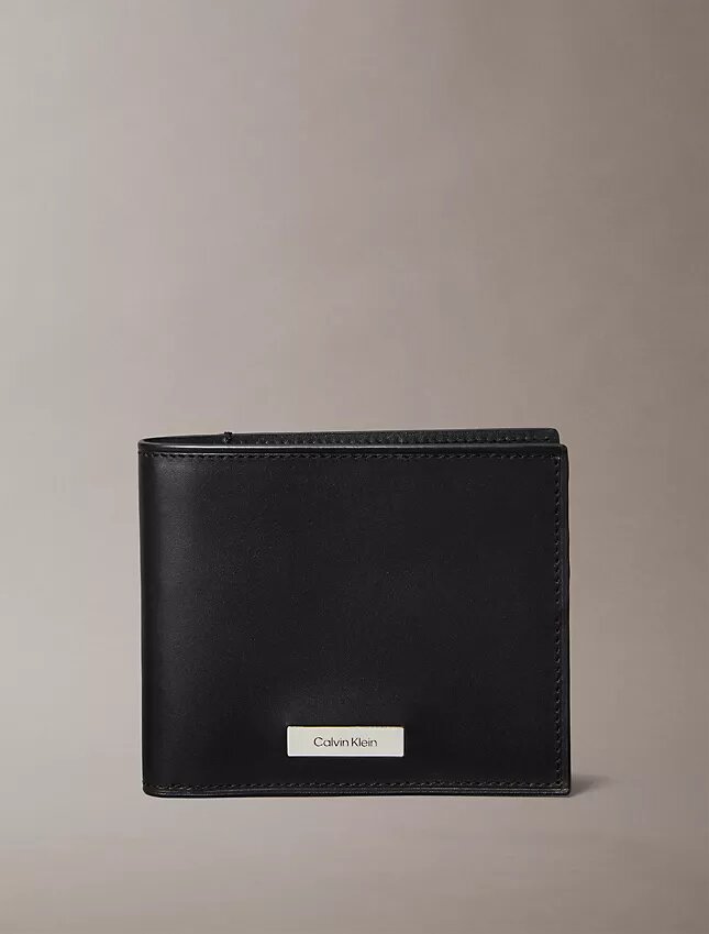 Cartera plegable con placa con logotipo Cartera plegable con placa con logotipo