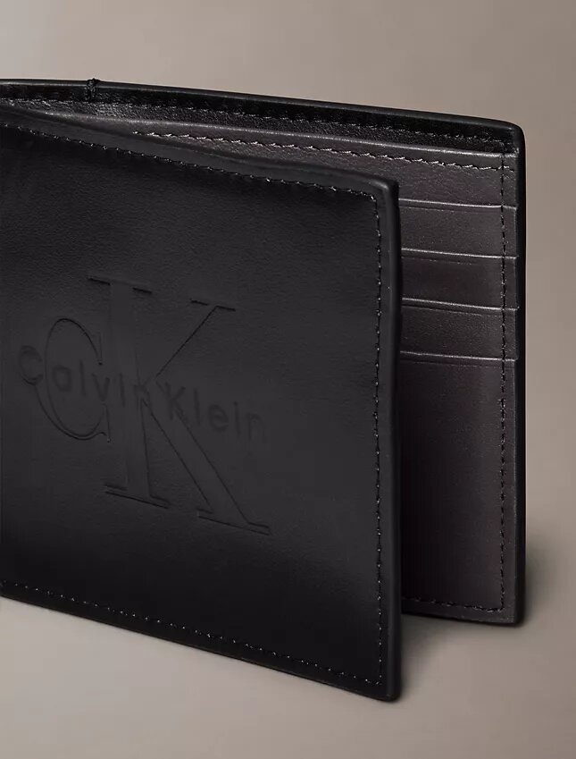 Cartera plegable con relieve Monólogo Cartera plegable con relieve Monólogo