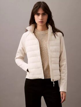 Chaqueta acolchada de mezcla de tejidos