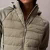 Chaqueta acolchada de mezcla de tejidos Chaqueta acolchada de mezcla de tejidos