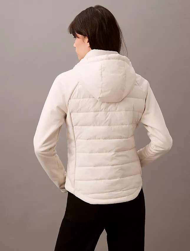 Chaqueta acolchada de mezcla de tejidos Chaqueta acolchada de mezcla de tejidos