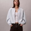Chaqueta bomber corta y holgada