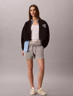 Chaqueta bomber corta y holgada