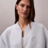 Chaqueta bomber corta y holgada