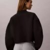 Chaqueta bomber corta y holgada