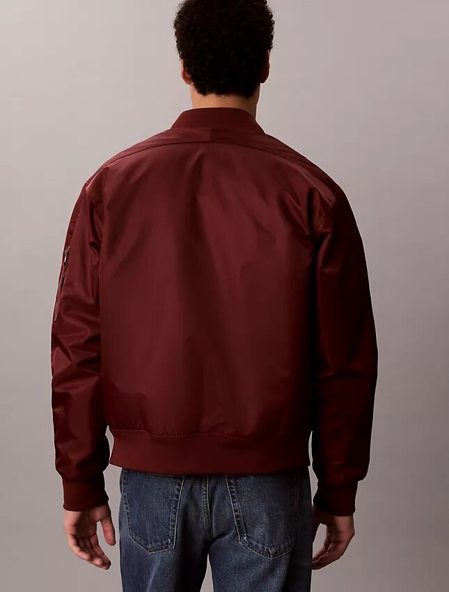 Chaqueta bomber de nailon Chaqueta bomber de nailon
